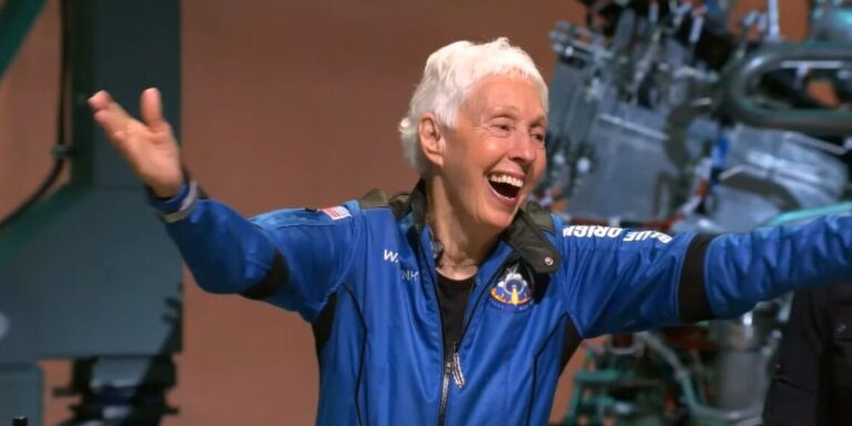 82歲上太空——60年的漫長等待